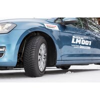 Bridgestone Blizzak LM001 265/50R19 110H (run-flat) Image #3