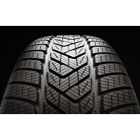 Pirelli Scorpion Winter 275/40R20 106V Image #2