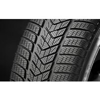 Pirelli Scorpion Winter 275/40R22 107V XL Image #5