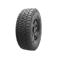 Maxxis RAZR AT 285/55R22LT 124/121R